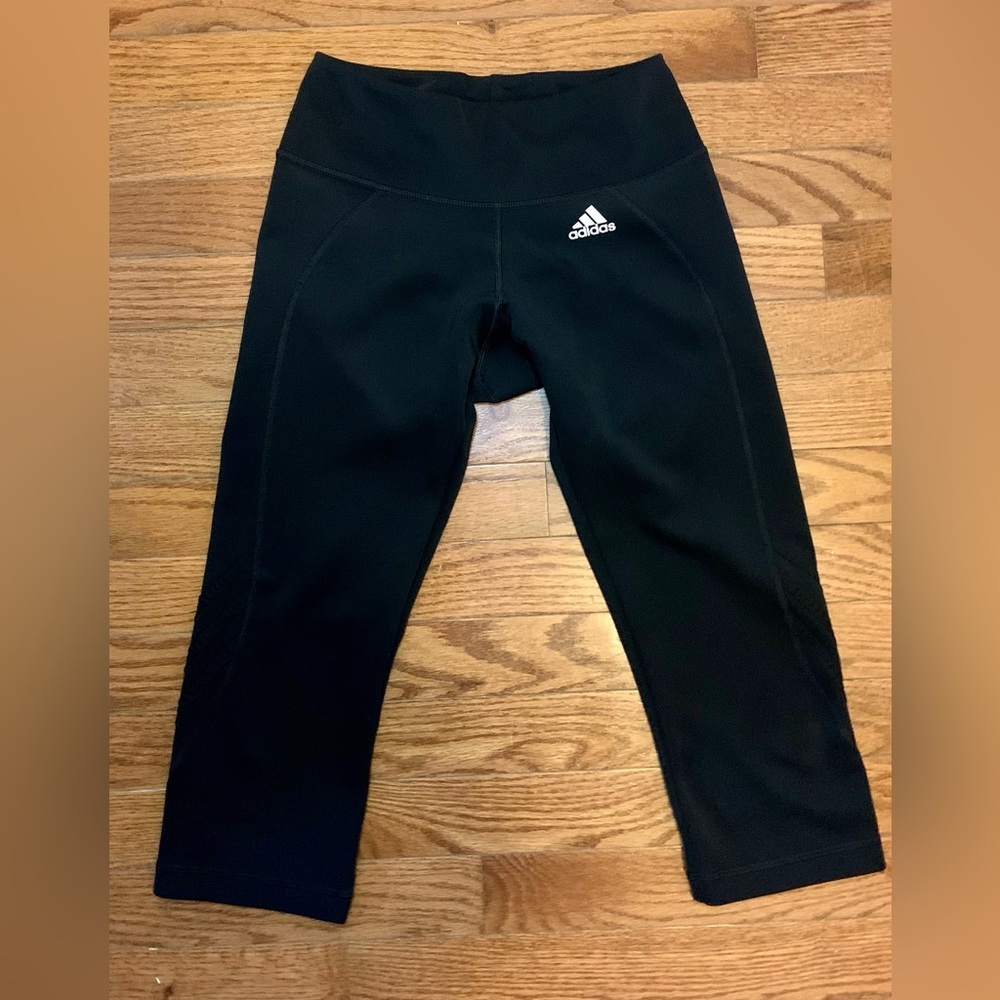 Adidas capri leggings
